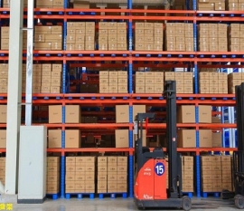 佛山三水貨架公司分享重型倉儲貨架的優(yōu)點和適用范圍